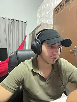 Snapshot of Fer_Ti chatting on July 9, 2026, 3:18 am Fer Ti online show from July 9, 2026, 3:18 am