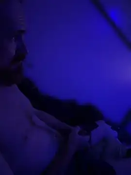 Snapshot of neonginger chatting on July 6, 2026, 7:15 am neonginger online show from July 6, 2026, 7:15 am