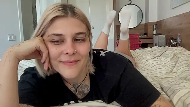 Ella Bloom online show from July 11, 2026, 10:04 am