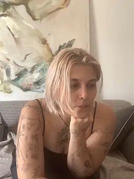 Ella Bloom online show from June 21, 2026, 8:53 am