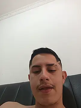 Snapshot of wickedboy_twin1 chatting on July 10, 2026, 1:22 pm wickedboy twin1 online show from July 10, 2026, 1:22 pm