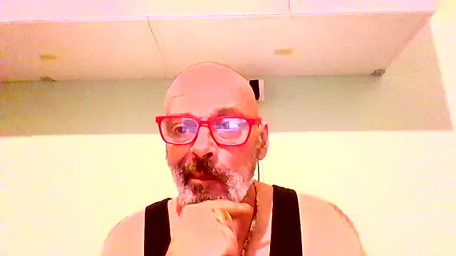 efthimis11 online show from May 30, 2026, 3:13 am