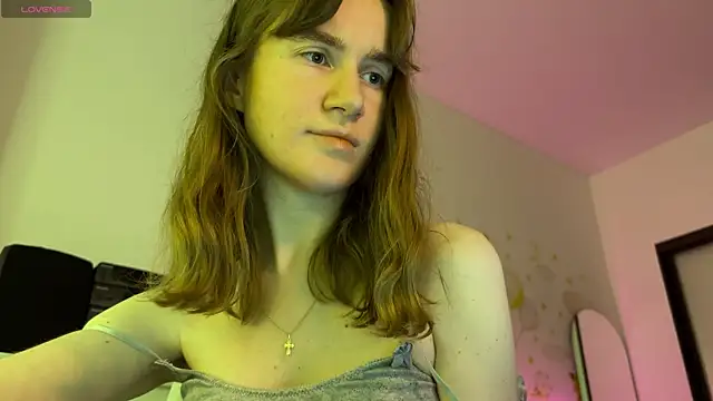 agniia257 online show from July 5, 2026, 9:21 pm