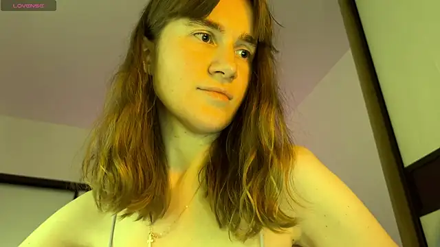 agniia257 online show from June 9, 2026, 6:42 pm