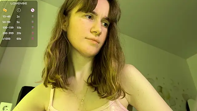 agniia257 online show from July 10, 2026, 11:32 am