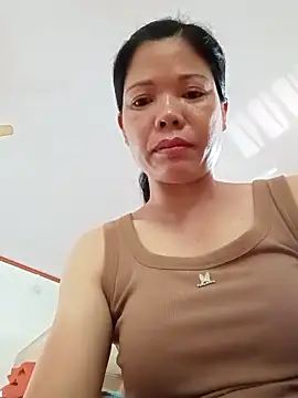-Maya-a online show from May 30, 2026, 2:40 am