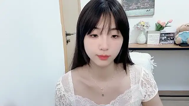 Louise-3 online show from July 5, 2026, 9:54 pm