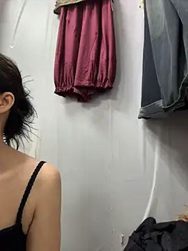 Snapshot of honghong_mother chatting on July 15, 2026, 12:28 am honghong mother online show from July 15, 2026, 12:28 am