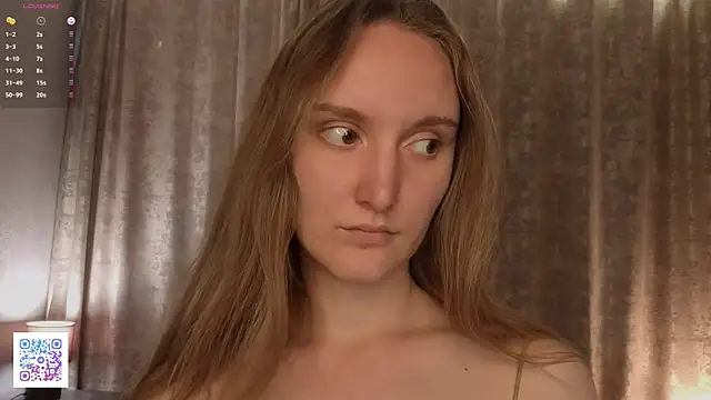 Snapshot of JenevaLitalien chatting on July 6, 2026, 3:36 pm JenevaLitalien online show from July 6, 2026, 3:36 pm