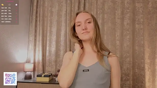 Snapshot of JenevaLitalien chatting on June 25, 2026, 6:13 pm JenevaLitalien online show from June 25, 2026, 6:13 pm