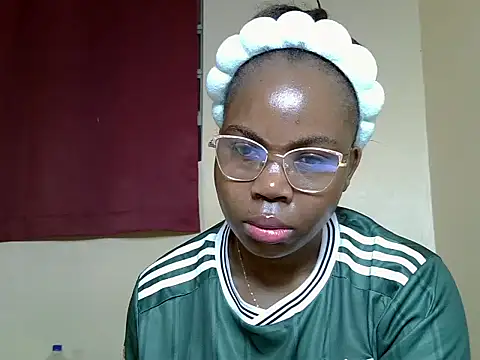 Snapshot of Choral_Blue chatting on July 12, 2026, 12:39 pm Choral Blue online show from July 12, 2026, 12:39 pm