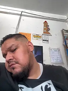 Snapshot of fercho25rv chatting on June 4, 2026, 7:18 pm fercho25rv online show from June 4, 2026, 7:18 pm