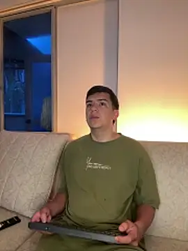 Snapshot of Dylan_KatteLive chatting on June 18, 2026, 11:10 pm Dylan KatteLive online show from June 18, 2026, 11:10 pm