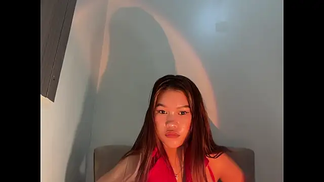 elonarae online show from July 23, 2026, 9:22 pm