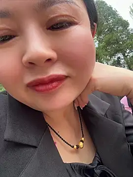 xxiaxia-2026 online show from June 16, 2026, 5:18 am