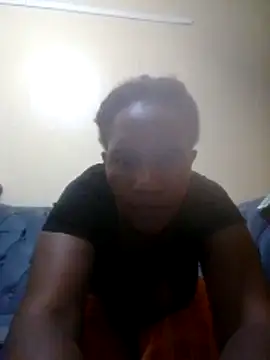 Snapshot of Creamymom4 chatting on June 4, 2026, 10:09 am Creamymom4 online show from June 4, 2026, 10:09 am