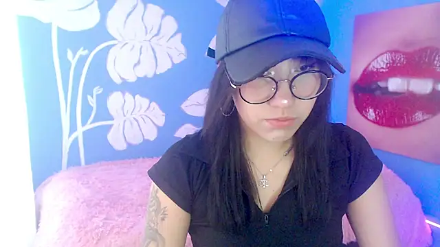 Snapshot of eli_doll chatting on July 1, 2026, 11:21 am eli doll online show from July 1, 2026, 11:21 am