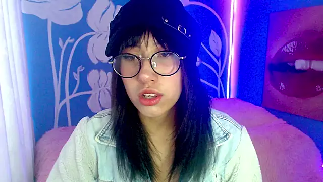 Snapshot of eli_doll chatting on July 10, 2026, 11:10 am eli doll online show from July 10, 2026, 11:10 am