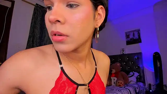Snapshot of catalina_x05 chatting on June 23, 2026, 8:29 pm catalina x05 online show from June 23, 2026, 8:29 pm