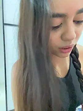 Snapshot of CORAL-524 chatting on June 29, 2026, 10:42 pm CORAL-524 online show from June 29, 2026, 10:42 pm