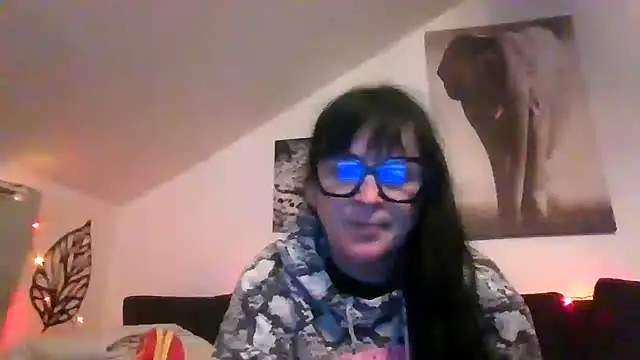 Snapshot of sexujuly88 chatting on December 17, 2025, 10:15 pm sexujuly88 online show from December 17, 2025, 10:15 pm