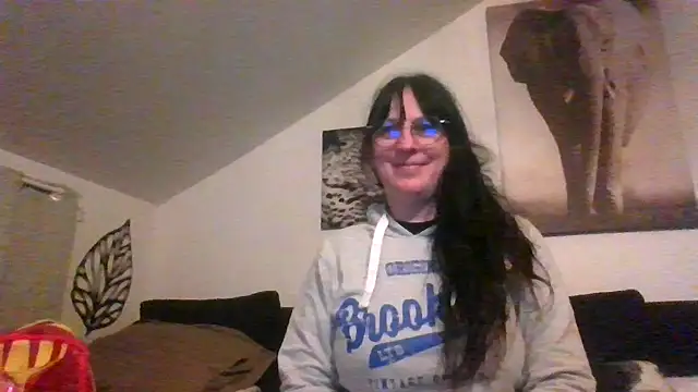 Snapshot of sexujuly88 chatting on November 19, 2025, 10:10 pm sexujuly88 online show from November 19, 2025, 10:10 pm