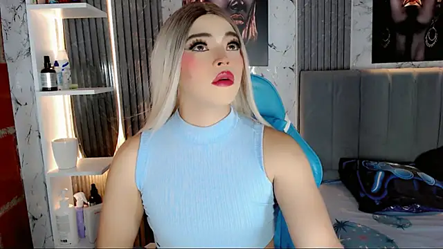 Snapshot of _the_blonde_girls01 chatting on July 17, 2026, 3:26 am the blonde girls01 online show from July 17, 2026, 3:26 am