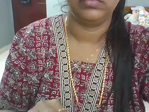 Snapshot of Tamil_hot_Meenu chatting on June 6, 2026, 6:07 am Tamil hot Meenu online show from June 6, 2026, 6:07 am