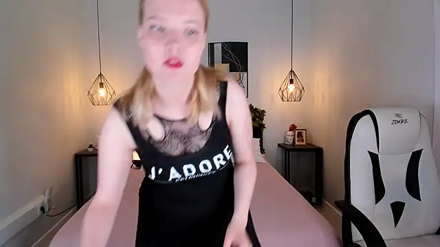 Snapshot of anita_Hitteys chatting on June 15, 2026, 7:52 am anita Hitteys online show from June 15, 2026, 7:52 am