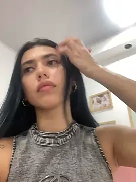 Sammy little19 online show from July 15, 2026, 4:19 am