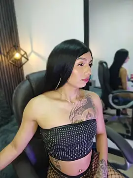 Snapshot of Yessica_Doll chatting on June 17, 2026, 1:21 pm Yessica Doll online show from June 17, 2026, 1:21 pm