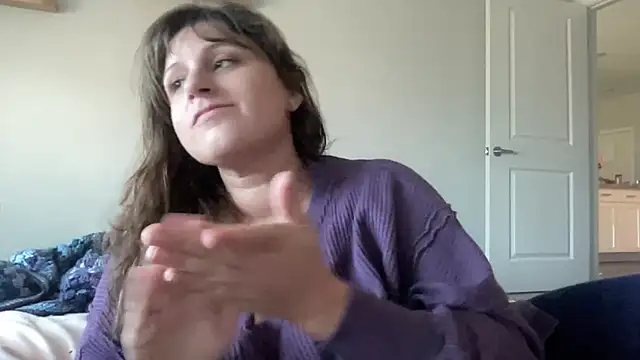 maddiliz online show from October 22, 2025, 3:11 pm