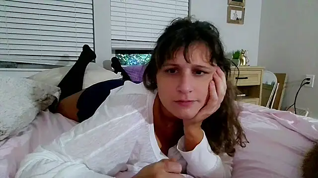 Snapshot of maddiliz chatting on January 12, 2026, 5:36 am maddiliz online show from January 12, 2026, 5:36 am