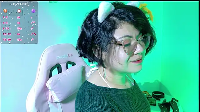 Snapshot of Meow_cat4 chatting on July 19, 2026, 7:43 pm Meow cat4 online show from July 19, 2026, 7:43 pm