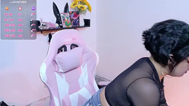 Snapshot of Meow_cat4 chatting on July 10, 2026, 5:35 pm Meow cat4 online show from July 10, 2026, 5:35 pm