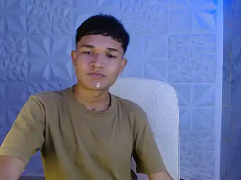 davexxx  online show from June 20, 2026, 2:27 am