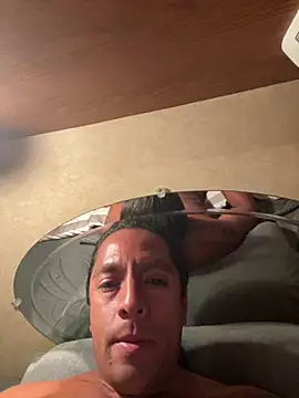 latinj11 online show from June 2, 2026, 4:12 am