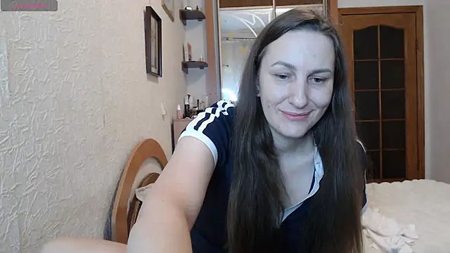 Yevgeshka-Milashka online show from February 26, 2026, 4:34 am