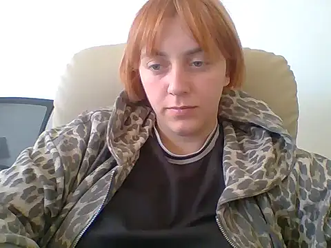 EmilyCharmant online show from June 2, 2026, 12:16 pm