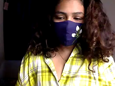 Snapshot of Nisha-moon chatting on June 17, 2026, 6:46 am Nisha-moon online show from June 17, 2026, 6:46 am
