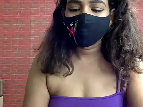 Snapshot of Nisha-moon chatting on August 6, 2026, 7:25 am Nisha-moon online show from August 6, 2026, 7:25 am