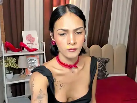 Snapshot of XxBeautyxX chatting on July 13, 2026, 7:07 am XxBeautyxX online show from July 13, 2026, 7:07 am