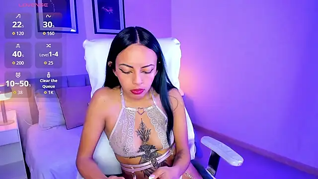 Snapshot of Madisson_Bluee chatting on July 25, 2026, 12:55 pm Madisson Bluee online show from July 25, 2026, 12:55 pm