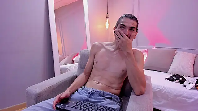 Snapshot of Antony_Stone chatting on July 17, 2026, 1:19 pm Antony Stone online show from July 17, 2026, 1:19 pm