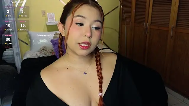 Snapshot of attenea_cutte chatting on June 18, 2026, 1:38 pm attenea cutte online show from June 18, 2026, 1:38 pm