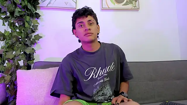 Snapshot of Joshua_Fox chatting on June 8, 2026, 7:14 pm Joshua Fox online show from June 8, 2026, 7:14 pm
