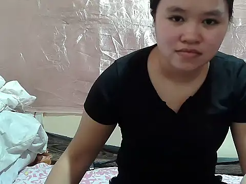 Snapshot of simply_asian2 chatting on June 3, 2026, 12:33 am simply asian2 online show from June 3, 2026, 12:33 am