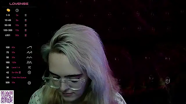 Snapshot of Oxcy_Secret chatting on July 5, 2026, 4:19 am Oxcy Secret online show from July 5, 2026, 4:19 am