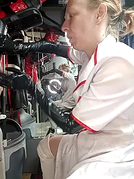 Caromimi18 online show from September 23, 2025, 10:55 am