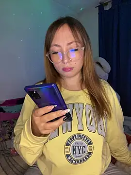 Caamii  online show from August 7, 2026, 3:56 am